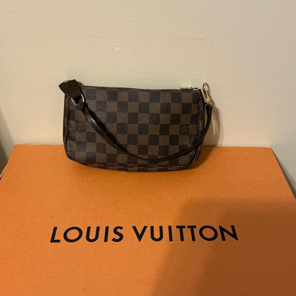Louis Vuitton Pochette Accessories in Damier Ebene